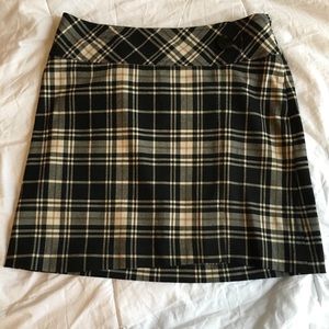 Black and cream plaid skirt